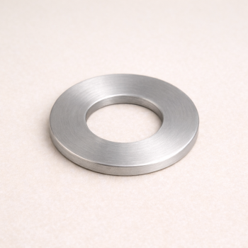 Шайба нержавеющая М4 А2 DIN 9021 кузовная в наличии в Пензе